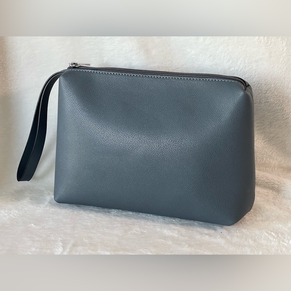 Mellow world vegan leather wristlet clutch tote, purse bag blue